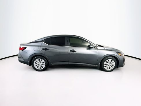 Used 2024 Nissan Sentra S image 10