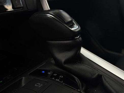 Used 2019 Toyota RAV4 XSE AWD/4WD image 33