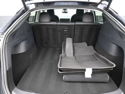 Used 2020 Tesla Model Y Performance image 20