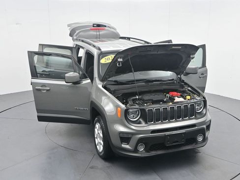 Used 2021 Jeep Renegade Latitude w/ Luxury Group I AWD/4WD image 35