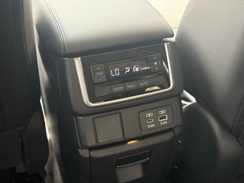 New 2026 Subaru Ascent Premium AWD/4WD image 24