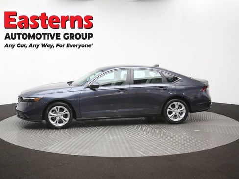 Used 2025 Honda Accord LX image 57