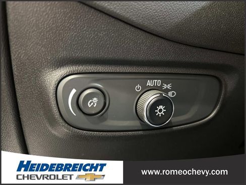 Certified 2024 Chevrolet Equinox LT w/ LPO, Floor Liner Package FWD image 29