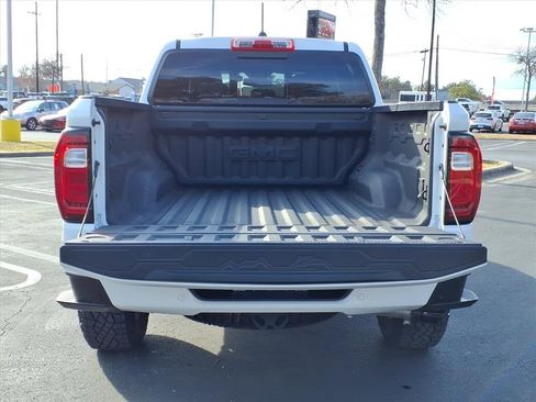 Used 2023 GMC Canyon AT4 w/ AT4 Premium Package image 8