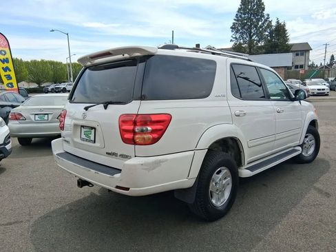 Used 2001 Toyota Sequoia Limited AWD/4WD image 4
