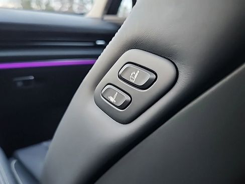 Used 2024 Genesis GV80 3.5T Prestige w/ Prestige Package image 25