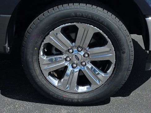 Used 2018 Ford F150 XLT w/ Equipment Group 302A Luxury AWD/4WD image 26