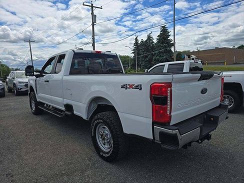 Used 2023 Ford F250 XL w/ 360-Degree Camera Package AWD/4WD image 3