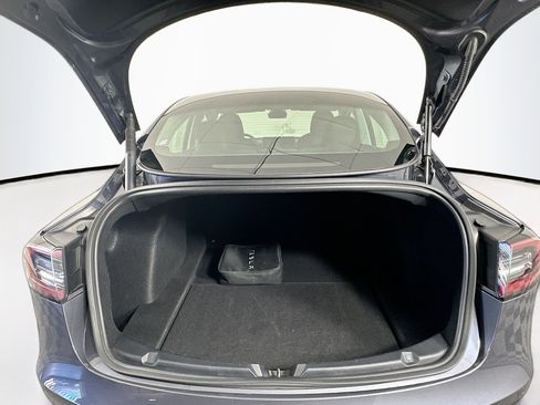 Used 2021 Tesla Model 3 Standard Range Plus image 27