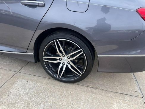 Used 2021 Honda Accord Touring image 5