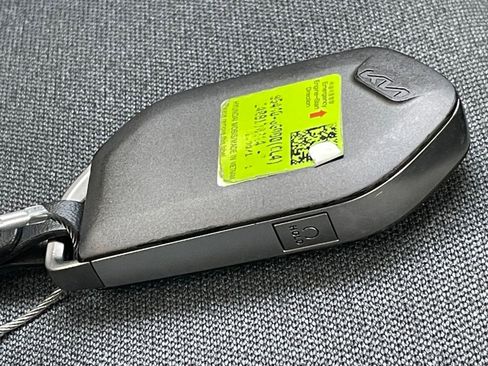 Used 2025 Kia K4 LXS image 27