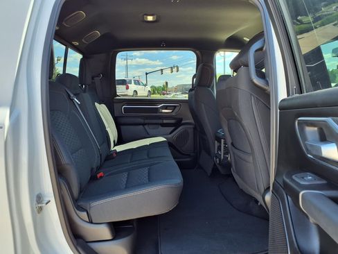 Used 2025 RAM 1500 Big Horn AWD/4WD image 34