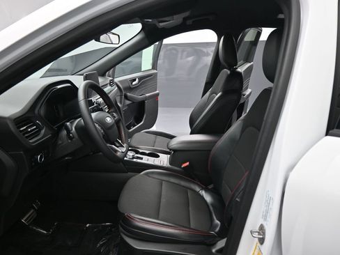 Certified 2023 Ford Escape ST-Line w/ Equipment Group 301A image 10