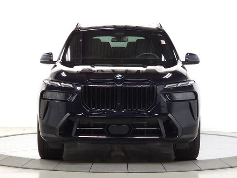 Used 2026 BMW X7 xDrive40i AWD/4WD image 2