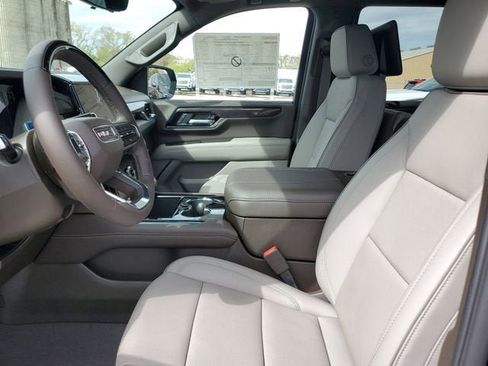 New 2026 GMC Yukon Elevation w/ Elevation Premium Package image 19