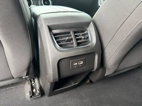 Used 2022 Chevrolet Blazer LT FWD image 34