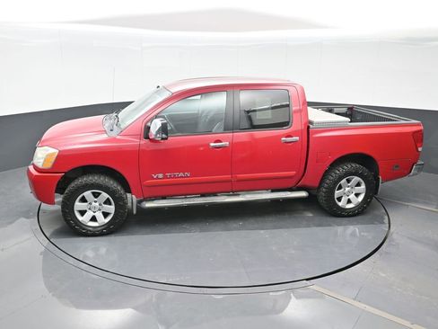 Used 2005 Nissan Titan LE w/ (U01) Nissan Navigation Pkg image 18