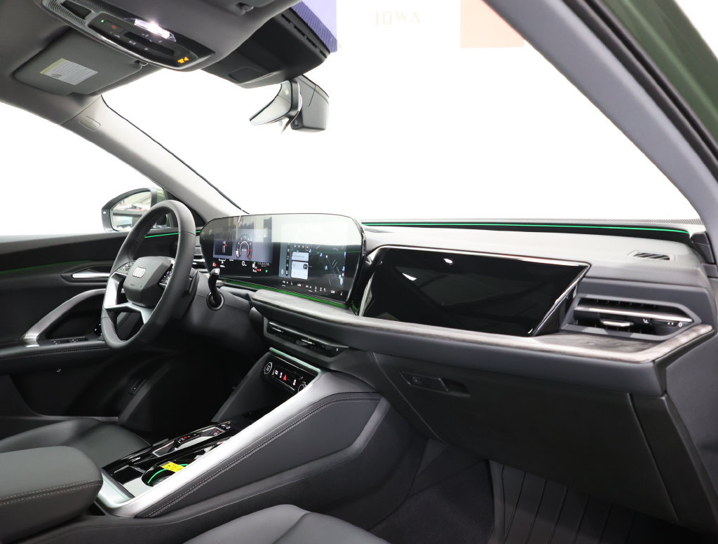 New 2026 Audi Q5 Premium AWD/4WD image 23