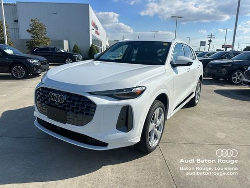 New 2025 Audi Q5 Premium Plus image 1