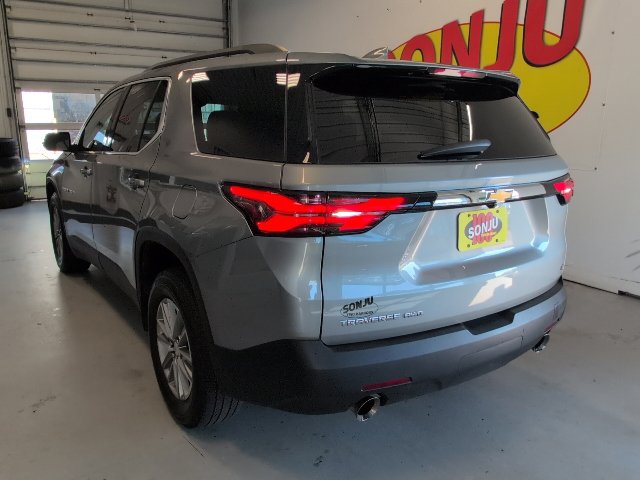 Used 2023 Chevrolet Traverse LT AWD/4WD image 42
