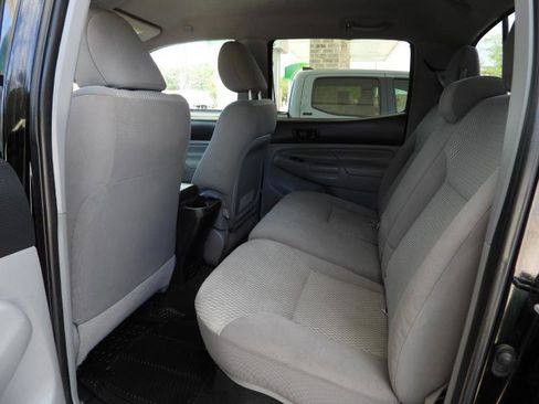 Used 2012 Toyota Tacoma PreRunner w/ SR5 Pkg image 36