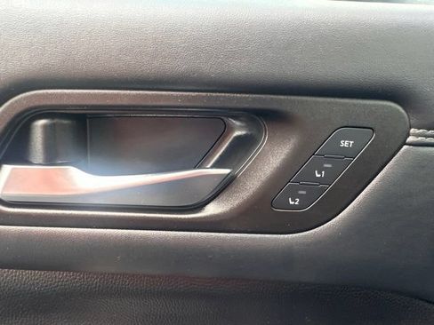 Used 2023 Nissan Pathfinder Platinum AWD/4WD image 40