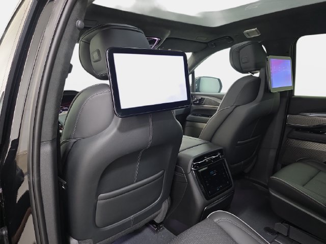 New 2026 Cadillac Escalade IQ Luxury 2 w/ LPO, Floor Liner Package AWD/4WD image 10