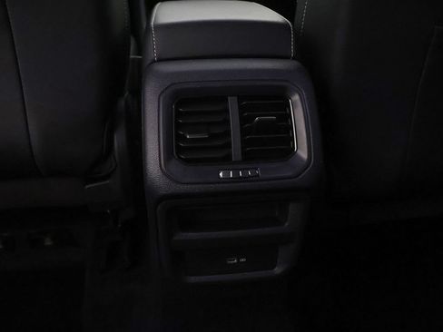Used 2022 Volkswagen Taos SEL w/ Panoramic Sunroof Package AWD/4WD image 46