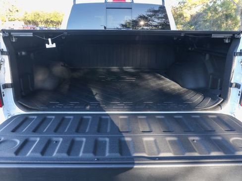 Used 2024 RAM 1500 Laramie image 30