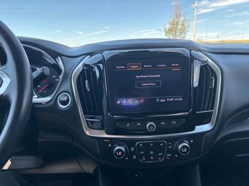 Used 2021 Chevrolet Traverse Premier w/ Redline Edition AWD/4WD image 18
