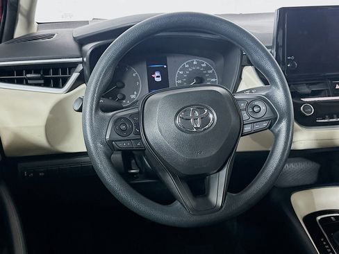 Used 2023 Toyota Corolla LE FWD image 18