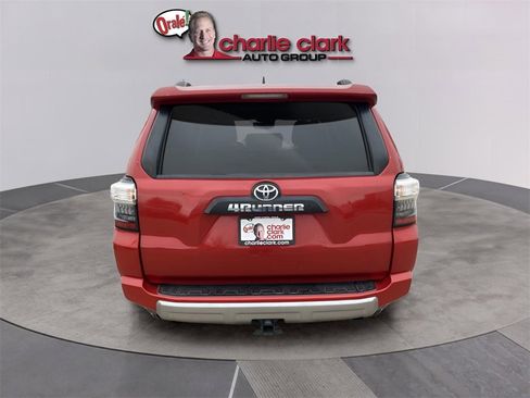 Used 2021 Toyota 4Runner TRD Off-Road Premium image 5