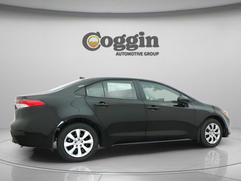 New 2026 Toyota Corolla LE image 19