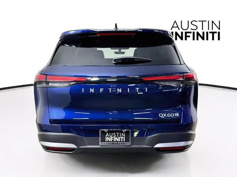 Certified 2026 INFINITI QX60 Pure w/ Cargo Package AWD/4WD image 9