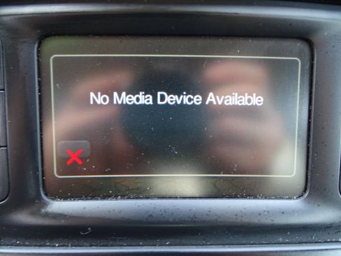 Used 2018 Jeep Cherokee Sport w/ Cold Weather Group AWD/4WD image 20