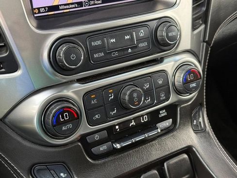 Used 2016 Chevrolet Suburban LT AWD/4WD image 29