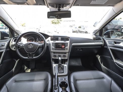 Used 2016 Volkswagen Golf SE w/ Lighting Package FWD image 20