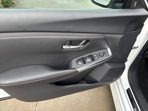 Used 2024 Nissan Sentra SR image 10