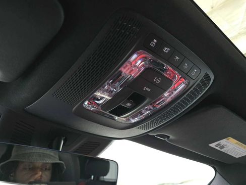 Used 2022 Mercedes-Benz GLB 35 AMG 4MATIC image 36
