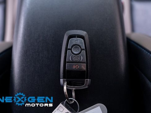 Used 2022 Ford Bronco Wildtrak image 27