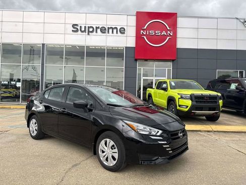 New 2025 Nissan Versa S w/ Trunk Package image 1