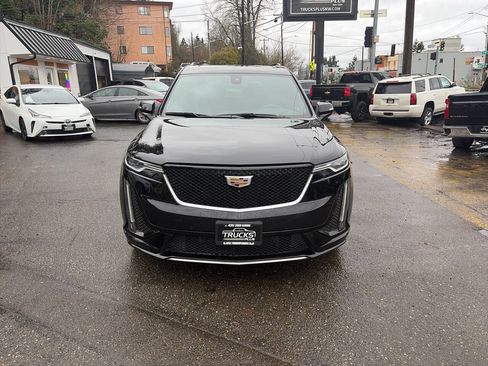 Used 2020 Cadillac XT6 Sport image 14
