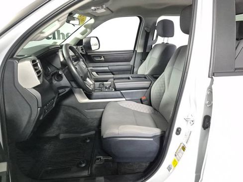 Used 2024 Toyota Tundra SR5 AWD/4WD image 9