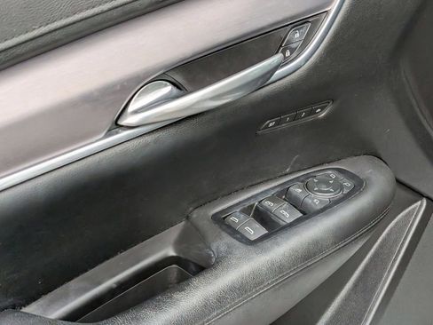 Used 2019 Cadillac XT5 Luxury image 16