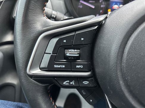 Used 2018 Subaru Crosstrek 2.0i Premium w/ Eyesight System image 26