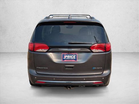 Used 2018 Chrysler Pacifica Limited w/ Advanced Safetytec Group image 7