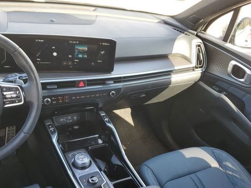 Certified 2025 Kia Sorento SX Prestige image 15