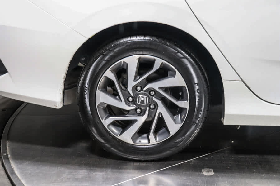 Used 2017 Honda Civic EX image 10
