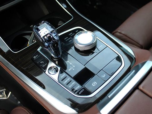 Used 2019 BMW X5 xDrive40i w/ M Sport Package image 38