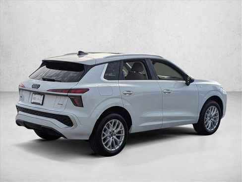 New 2026 Audi Q3 quattro 2.0T AWD/4WD image 2
